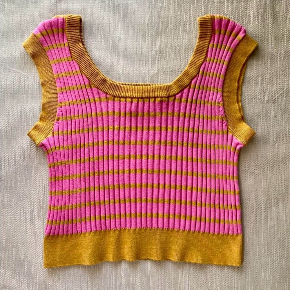 Callahan Pink and Gold Striped Knit Top Excellent Condition!